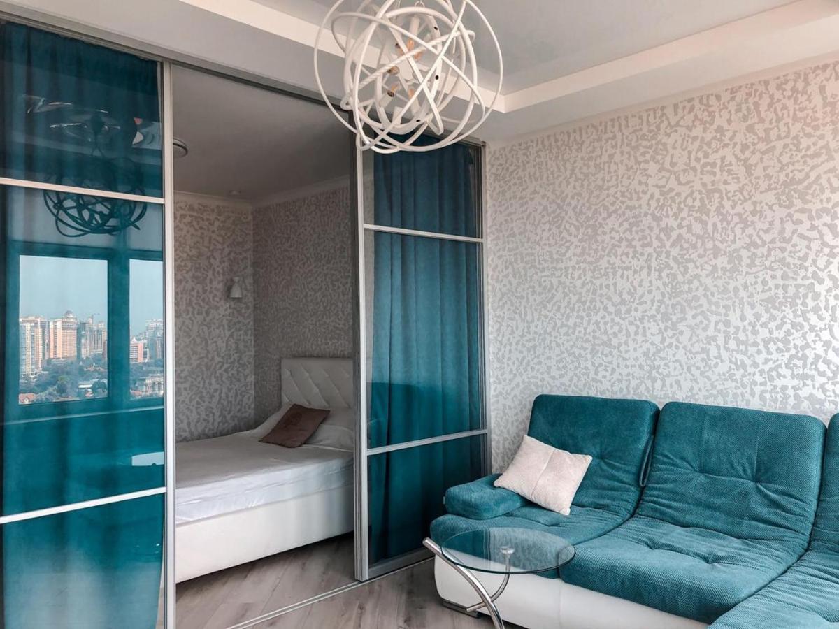 M&P Vip Appartments In Arkadia Odessa Eksteriør billede