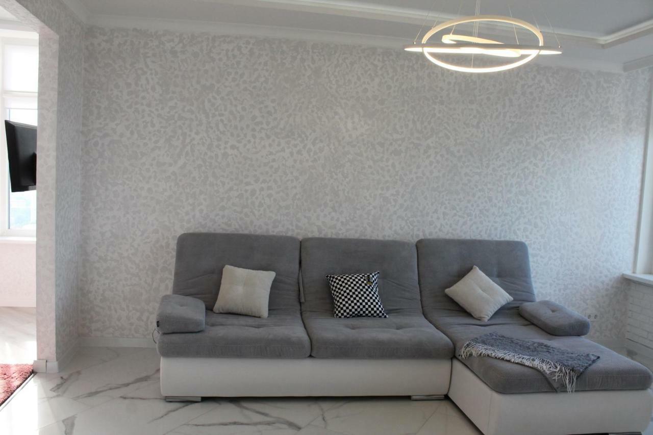 M&P Vip Appartments In Arkadia Odessa Eksteriør billede