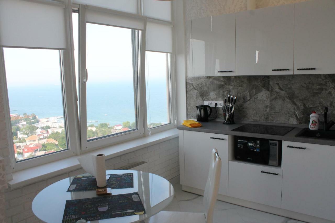 M&P Vip Appartments In Arkadia Odessa Eksteriør billede