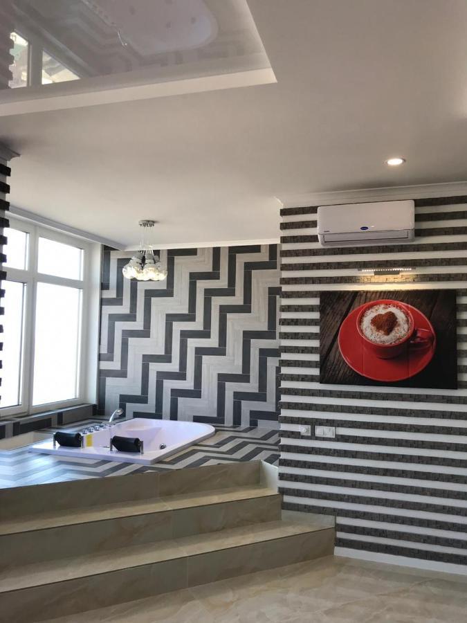 M&P Vip Appartments In Arkadia Odessa Eksteriør billede