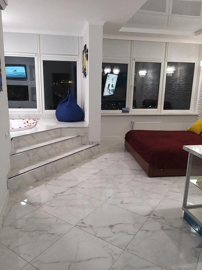 M&P Vip Appartments In Arkadia Odessa Eksteriør billede